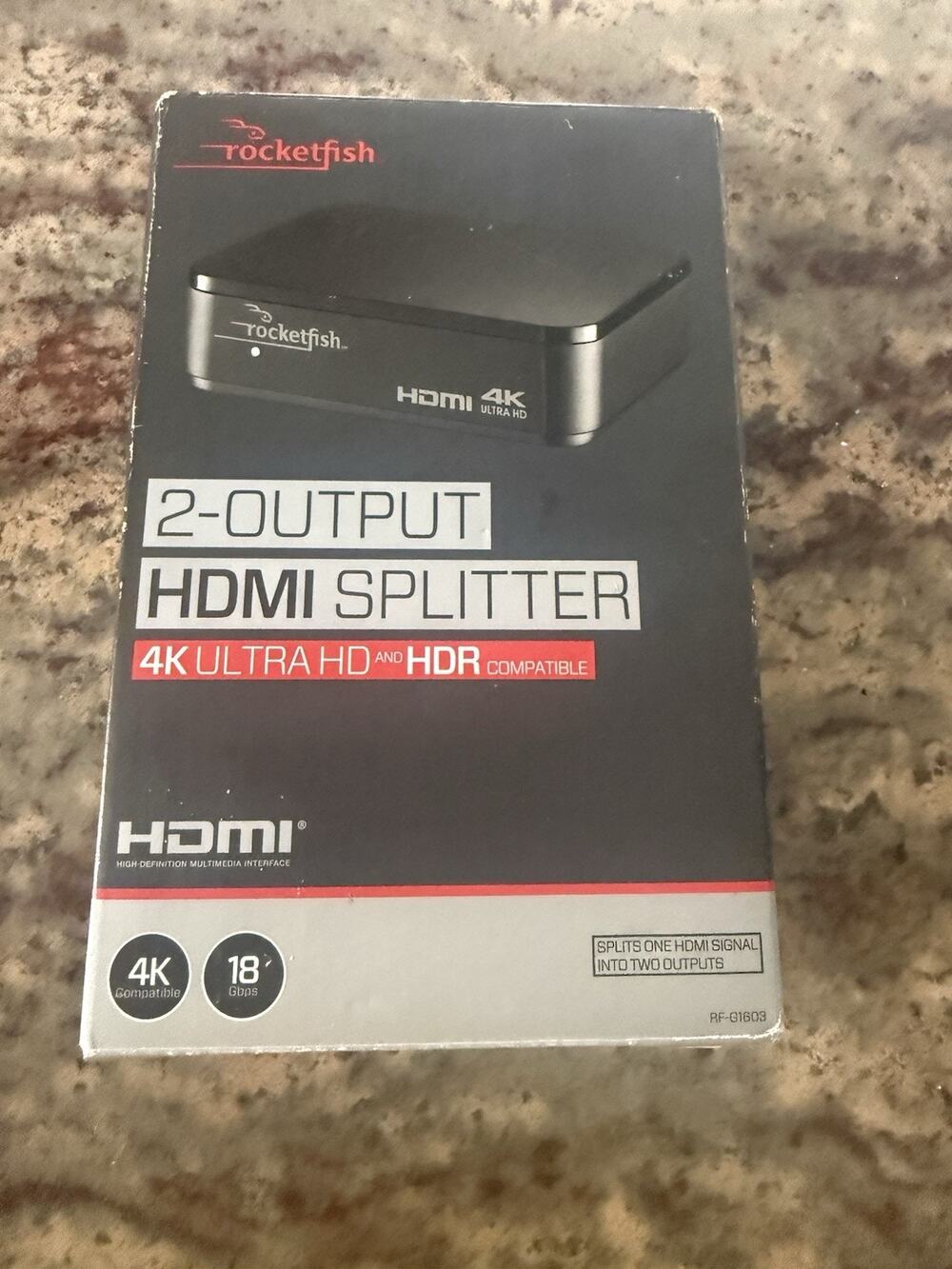 Rocketfish 2 Output HDMI Splitter 4K Ultra HD Hub Port HDR Compat Black Open Box